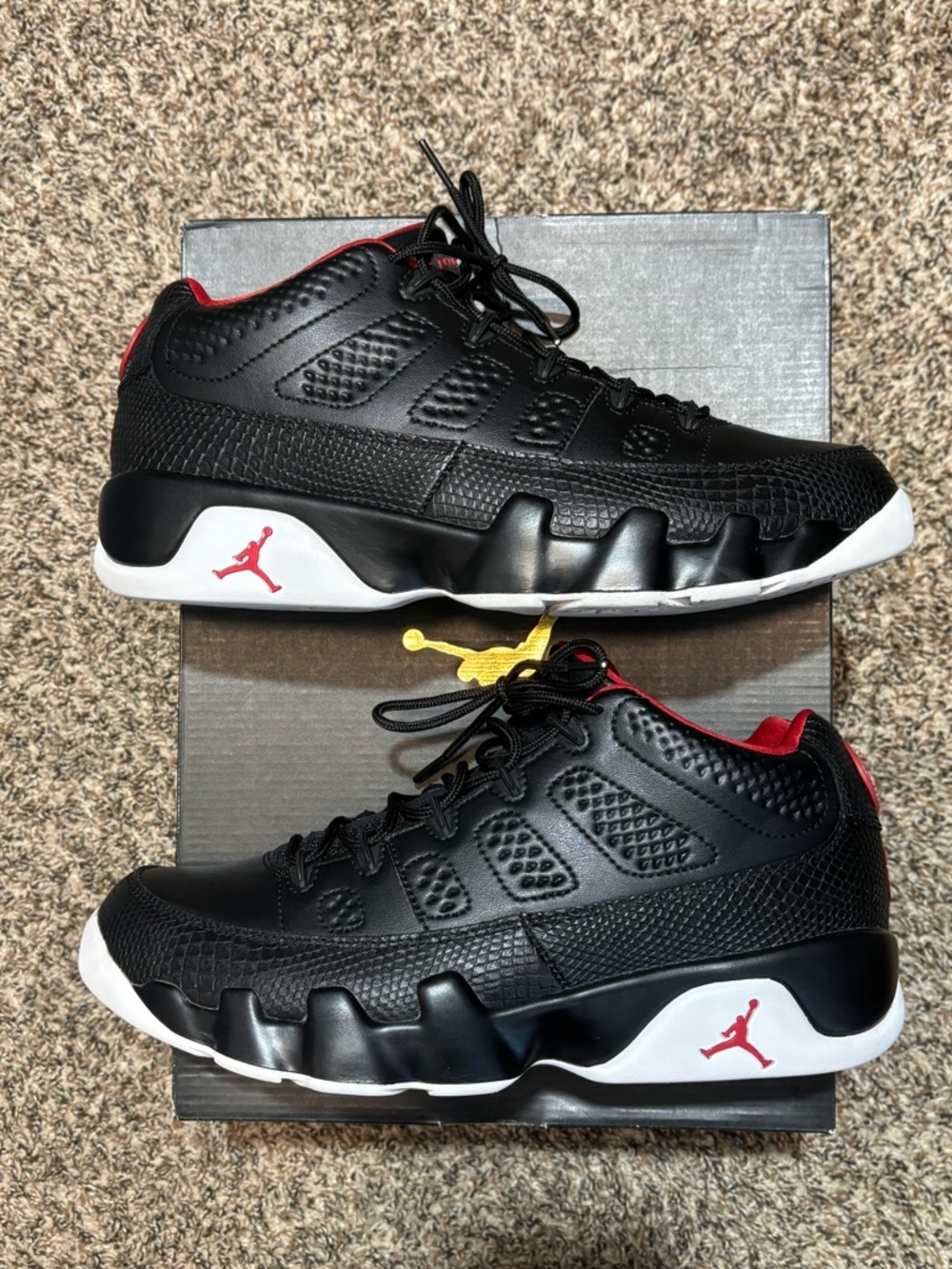 Air Jordan 9 retro low ‘Snakeskin’. 9 men’s , authentic. with box